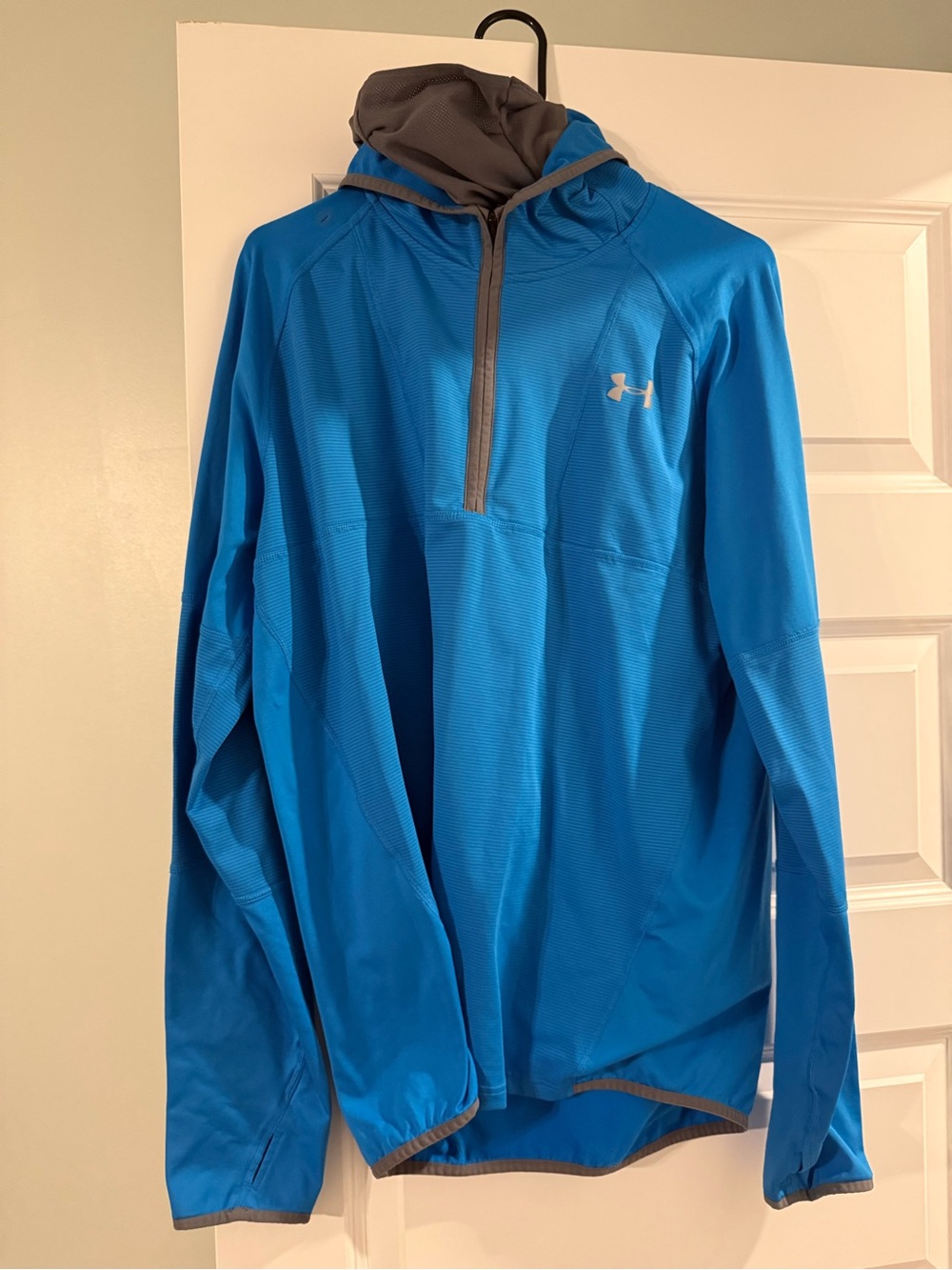 Under Armour Men’s Bright Blue Hooded Performance Pullover with Gray Trim